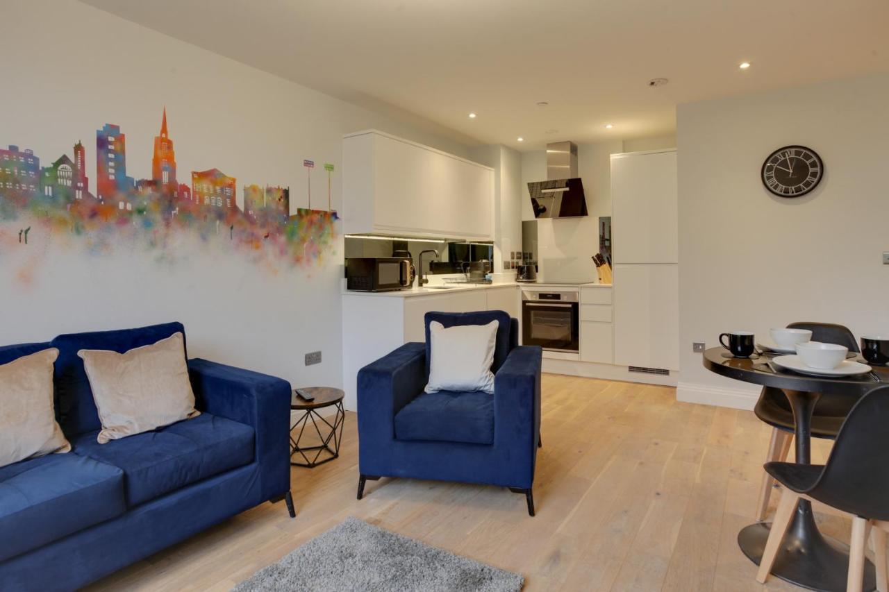 New London Life Executive Apartments Chelmsford Exterior photo