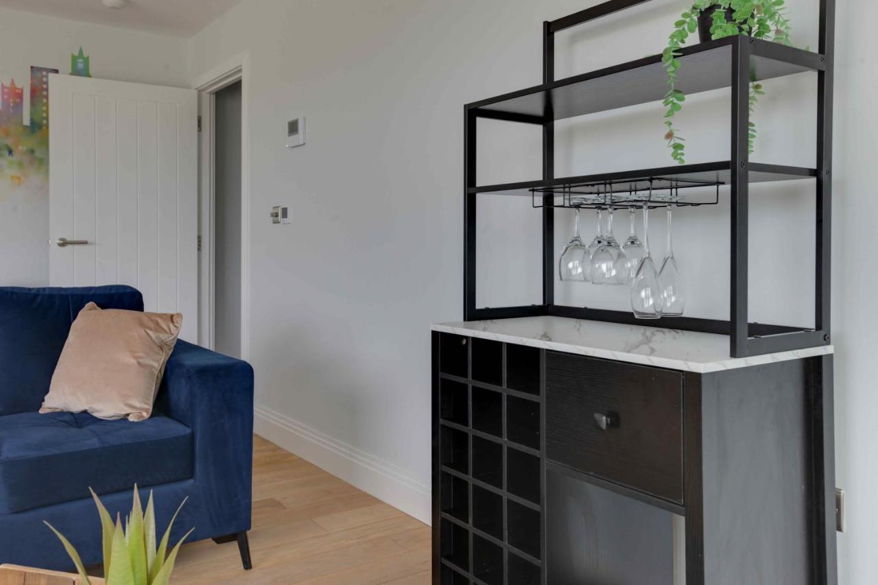 New London Life Executive Apartments Chelmsford Exterior photo